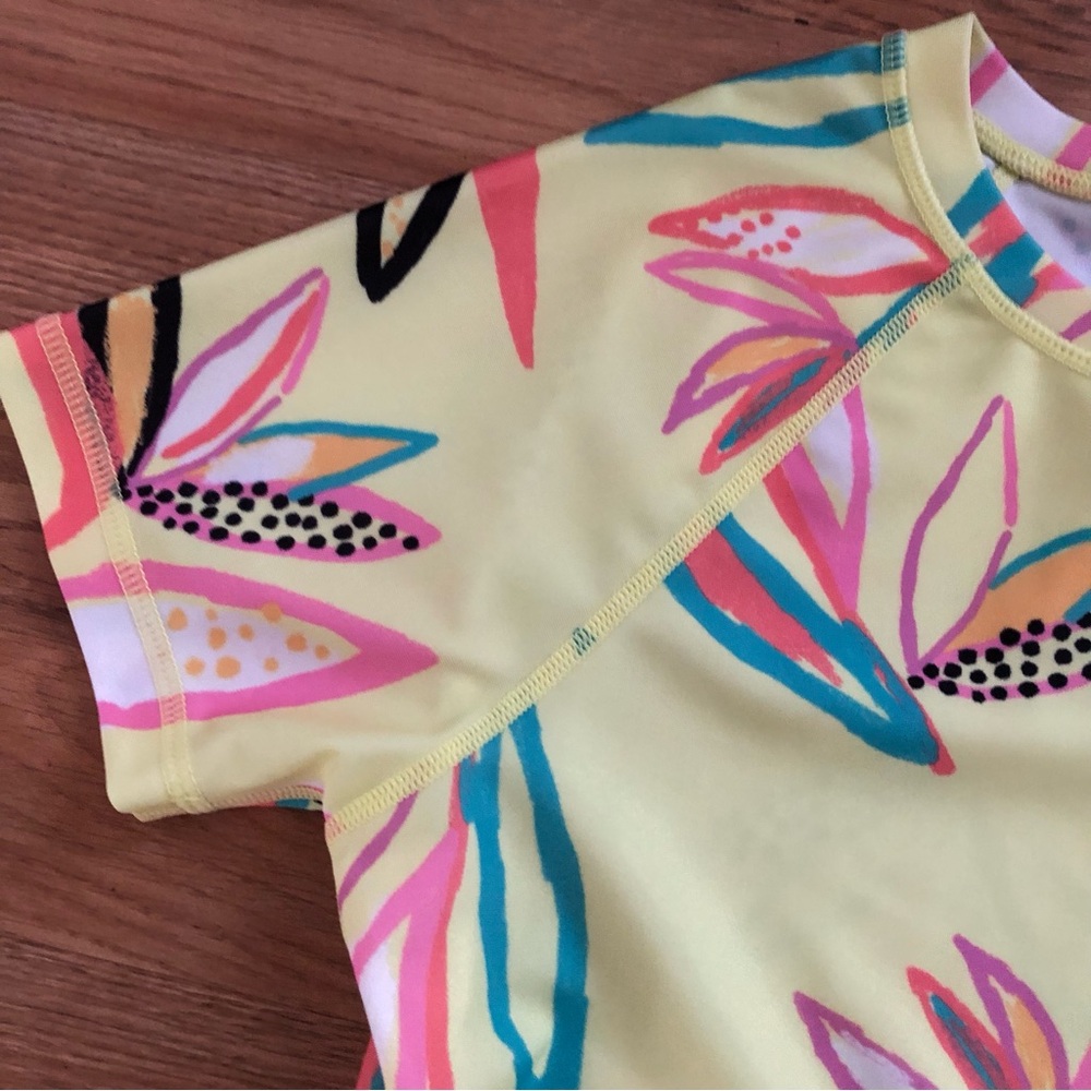 Tea Collection Colorful Floral Rashguard Top - Picture 4 of 6